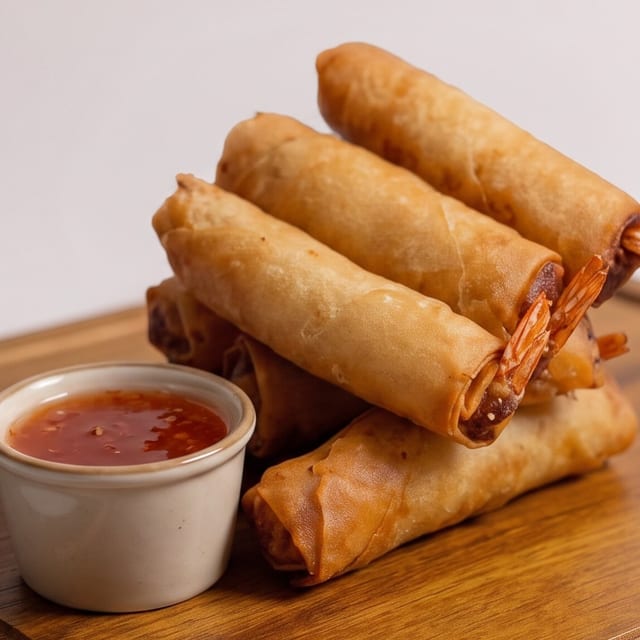 Shrimp Eggroll (6 pcs).